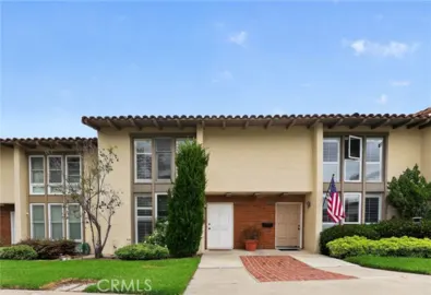 2450 Vista Hogar Photo