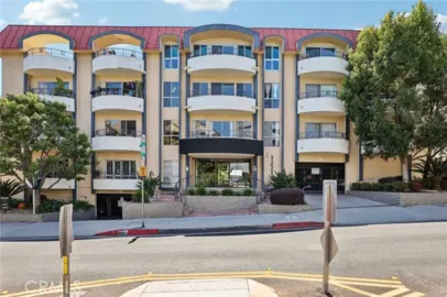 1221 N Kings Photo
