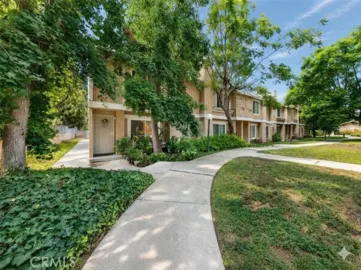 14344 Foothill #501 Photo