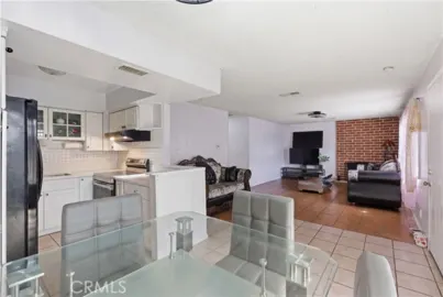 134 S Magnolia #4C Photo