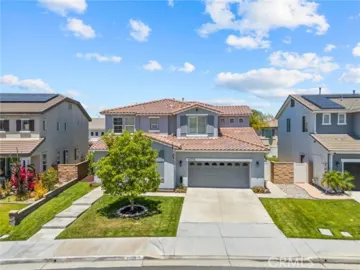 45729 Elm Place Photo