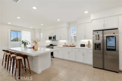 175 W La Palma Avenue #6 Photo