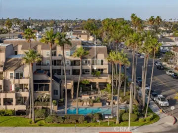 1200 Pacific Coast Hwy #209 Photo