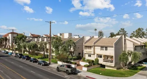 7631 Reseda Boulevard #57V Photo