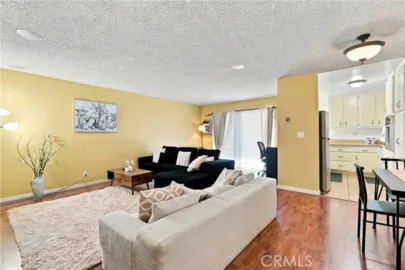 5625 Windsor Way #211 Photo