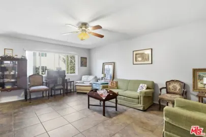 11813 Runnymede Street #30 Photo