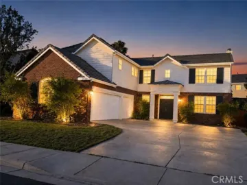 45084 Vine Cliff Photo