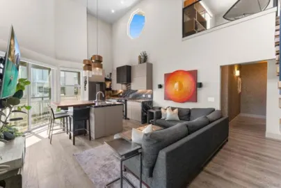 525 11th Avenue #1512 Photo