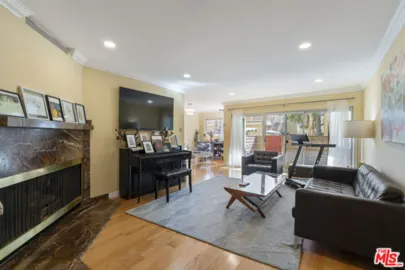 6225 Coldwater Canyon Avenue #112 Photo
