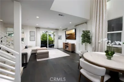 1675 Grand View Photo