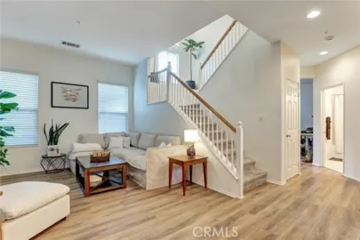 285 Woodcrest Photo