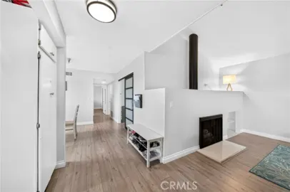 5475 Twin Lakes Photo