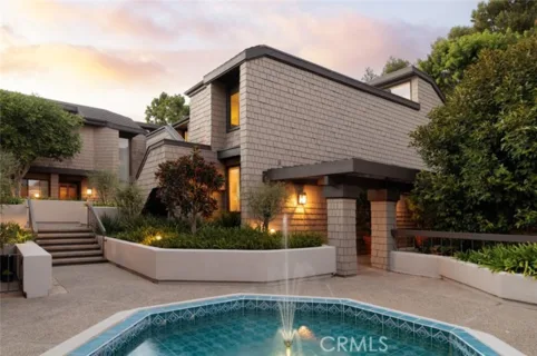 2 Canyon Island listing photo