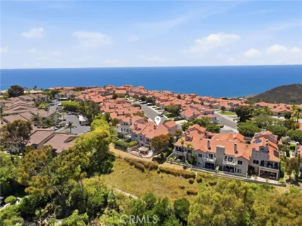 10 Toulon listing photo