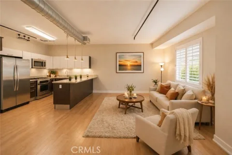 645 W 9th listing photo