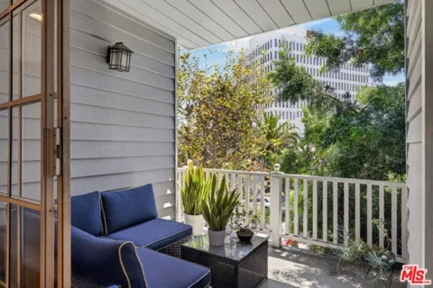11667 Gorham Avenue #201 listing photo