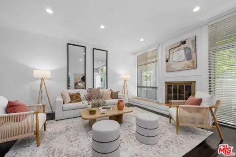 1425 Stanford Street #5 listing photo