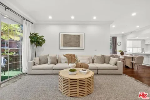 315 N Swall Drive #103 listing photo