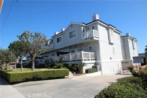 357 W Wilson #D listing photo