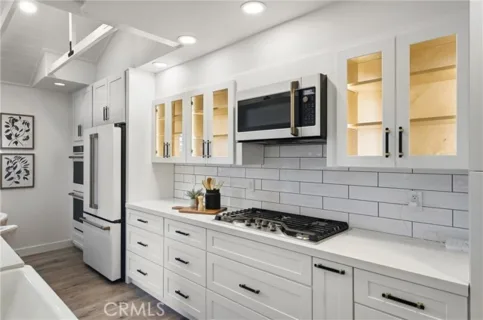 17515 Via Lindo listing photo
