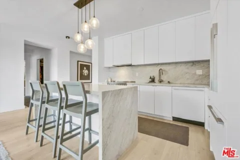 999 N Doheny Drive #312 listing photo