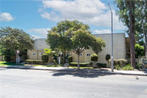 11138 Aqua Vista #17 listing photo