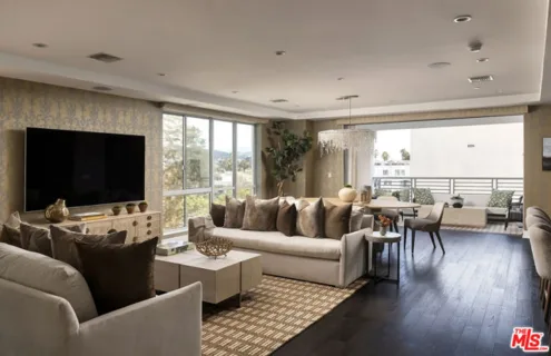 450 N Palm Drive #507 listing photo