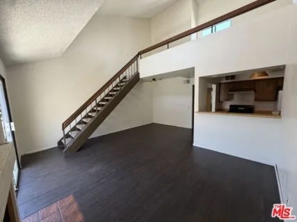 8221 Langdon Avenue #204 listing photo