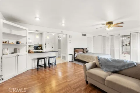 28661 Via Las Flores #304 listing photo