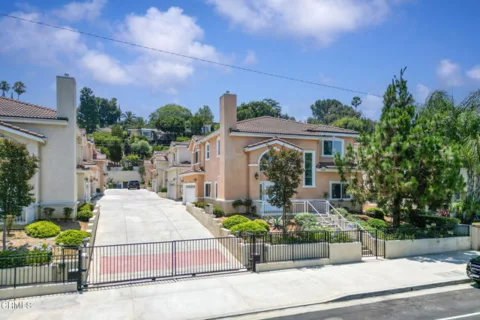 6164 Mesa Avenue listing photo
