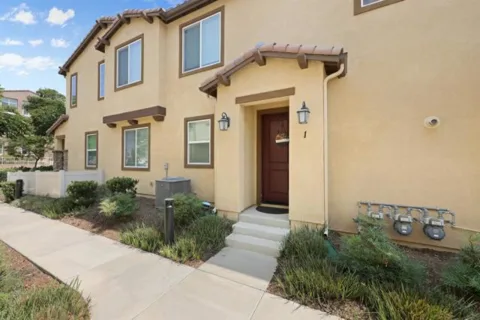 1282 Santa Victoria Road #1 listing photo