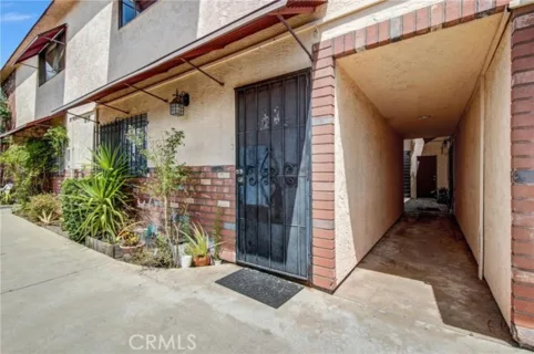 7904 Laurel Canyon #12 listing photo
