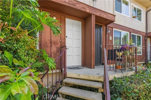 7320 Lennox Avenue #D8 listing photo