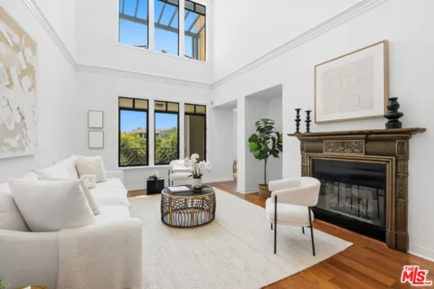5625 Crescent Parkway #336 listing photo