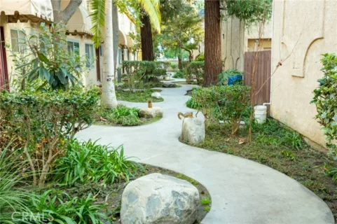 17135 Roscoe Boulevard #7 listing photo