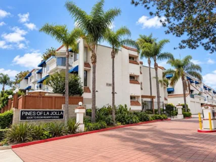8308 Regents Road #1O listing photo