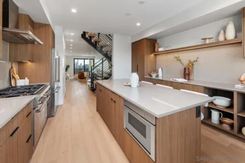 4206 Tonopah Street listing photo