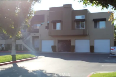 21175 Tangerine listing photo