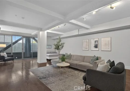 433 Pine #102 listing photo