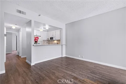 730 W 4th Street #308 listing photo