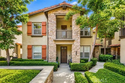 141 Danbrook listing photo