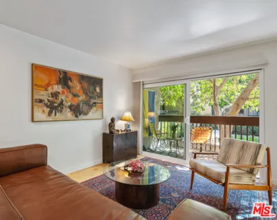 950 N Kings Road #106 listing photo