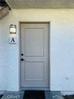 2815 S Fairview #A listing photo