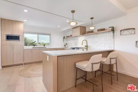 4748 La Villa Marina #D listing photo