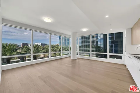 877 Francisco Street #1602 listing photo