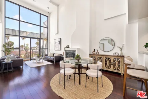 520 S Kingsley Drive #PH3 listing photo
