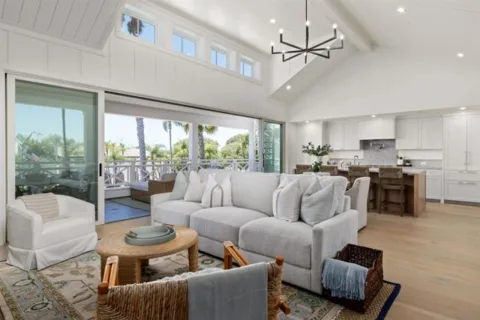 747 Orange Avenue #302 listing photo