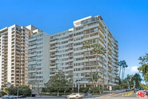 10433 Wilshire Boulevard #602 listing photo