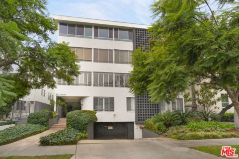 419 N Oakhurst Drive #101 listing photo