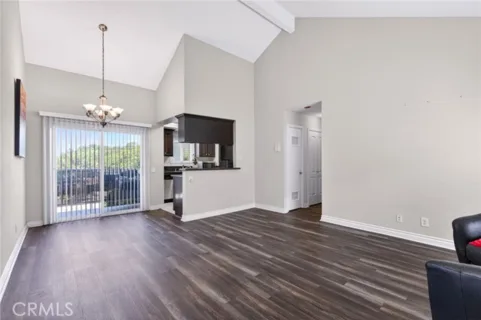 2925 Spaulding Street #303 listing photo